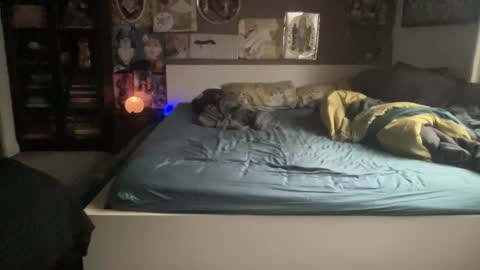 Snapshot of frbdycltr chatting on March 22, 3:26 pm Free Body Culture 3 online show from March 22, 3:26 pm