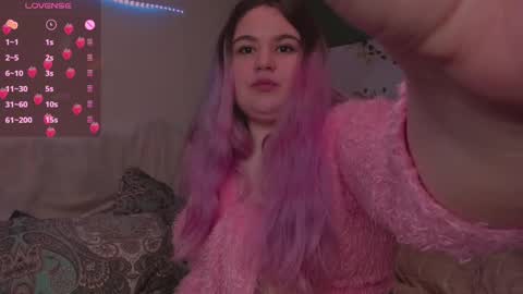 Snapshot of freakcute_friends chatting on February 19, 7:27 pm Alice online show from February 19, 7:27 pm