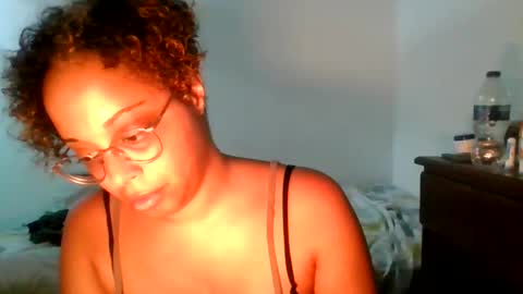 Snapshot of freakjawn1992 chatting on May 17, 2:20 am FreakJawn online show from May 17, 2:20 am