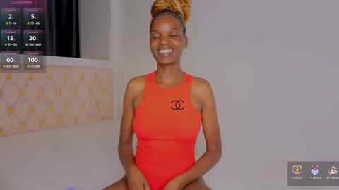 Snapshot of freakky_nessa chatting on November 19, 8:36 am Nessa-Independent model online show from November 19, 8:36 am