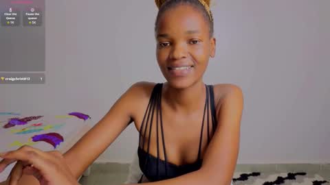 Snapshot of freakky_nessa chatting on December 1, 12:21 pm Nessa-Independent model online show from December 1, 12:21 pm