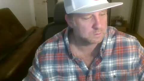 Snapshot of freakpopsickle69 chatting on January 7, 2:14 am poundyouout1969 online show from January 7, 2:14 am