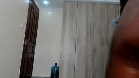 Snapshot of freaky_bad_girl chatting on February 14, 10:25 pm Sandra online show from February 14, 10:25 pm