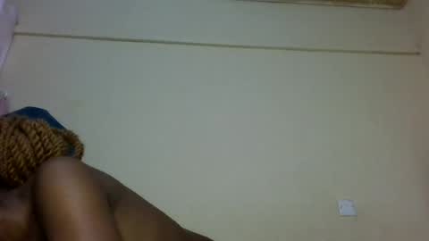 freaky_beauty online show from August 1, 6:12 am