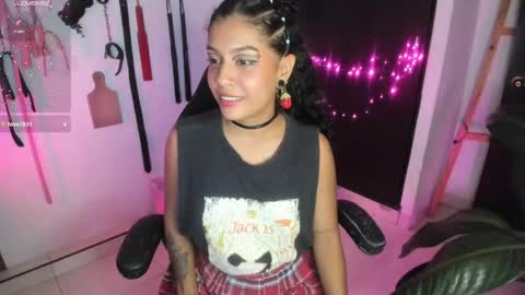 Snapshot of freaky_lia chatting on May 29, 11:47 pm Lia Gomez online show from May 29, 11:47 pm