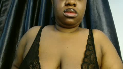 freaky slut5 online show from June 28, 4:07 am