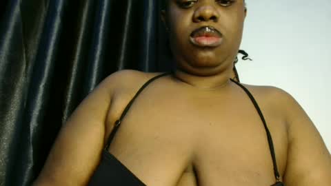 freaky slut5 online show from July 1, 5:20 am