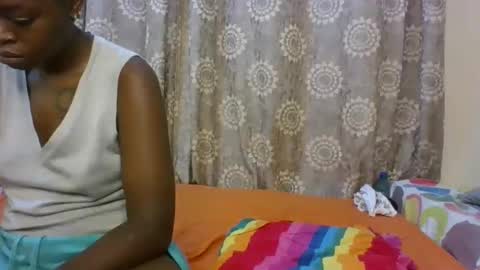 Freakies online show from November 26, 6:25 am