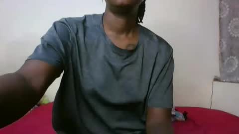 Freakies online show from December 3, 6:17 pm