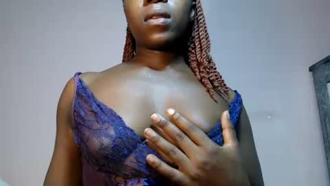 Snapshot of freakyebony1 chatting on July 16, 6:47 pm Frecky online show from July 16, 6:47 pm