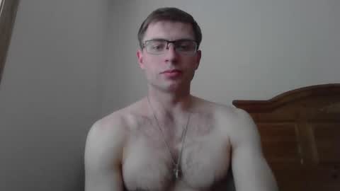 Snapshot of freakykink33 chatting on April 8, 10:54 pm Cal online show from April 8, 10:54 pm