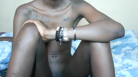 Snapshot of freakyriry chatting on October 17, 8:28 am freakyriry online show from October 17, 8:28 am