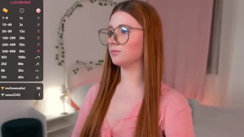 Snapshot of freckle_diyana chatting on February 12, 7:02 pm Diyana online show from February 12, 7:02 pm