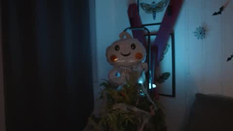 Snapshot of freckle_diyana chatting on October 28, 4:09 pm Diyana online show from October 28, 4:09 pm