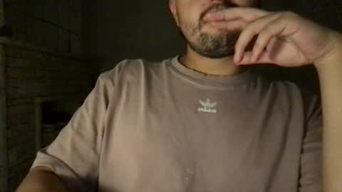 Snapshot of fred_555 chatting on February 11, 11:54 am fred_555 online show from February 11, 11:54 am