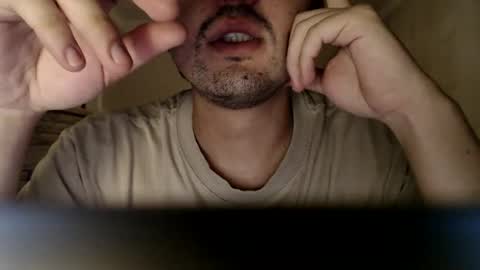 Snapshot of fred_555 chatting on February 17, 1:21 pm fred_555 online show from February 17, 1:21 pm