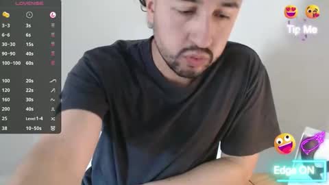 Snapshot of fred_555 chatting on September 16, 12:44 am fred_555 online show from September 16, 12:44 am