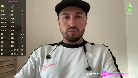 Snapshot of fred_555 chatting on October 13, 6:02 am fred_555 online show from October 13, 6:02 am