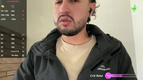 Snapshot of fred_555 chatting on October 14, 12:44 am fred_555 online show from October 14, 12:44 am