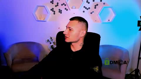 Freddy online show from November 21, 9:30 am