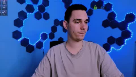 Freddy online show from December 15, 8:24 pm