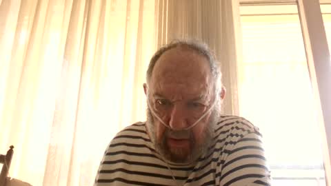 Snapshot of fredaldavid chatting on June 18, 9:14 am David Fredal online show from June 18, 9:14 am