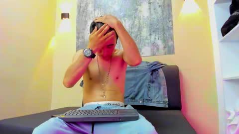 Freddie online show from March 13, 8:15 pm