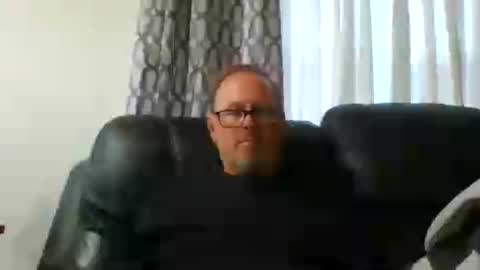 Snapshot of freddieknuck chatting on June 26, 11:53 pm Just Fred online show from June 26, 11:53 pm
