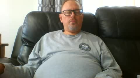 Snapshot of freddieknuck chatting on July 6, 3:14 pm Just Fred online show from July 6, 3:14 pm