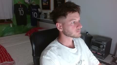 Snapshot of freddy_star chatting on June 16, 2:41 pm Frederick Perin online show from June 16, 2:41 pm