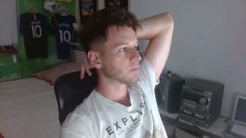 Snapshot of freddy_star chatting on June 25, 1:15 pm Frederick Perin online show from June 25, 1:15 pm