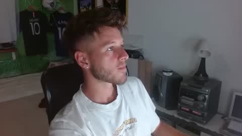Snapshot of freddy_star chatting on July 6, 2:14 pm Frederick Perin online show from July 6, 2:14 pm