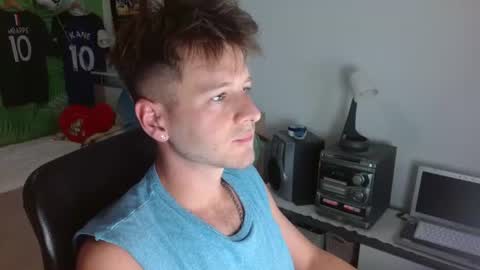 Snapshot of freddy_star chatting on July 23, 1:20 pm Frederick Perin online show from July 23, 1:20 pm