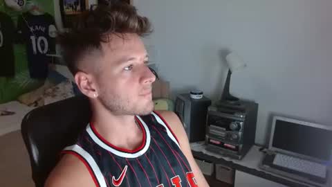 Snapshot of freddy_star chatting on July 29, 11:19 am Frederick Perin online show from July 29, 11:19 am