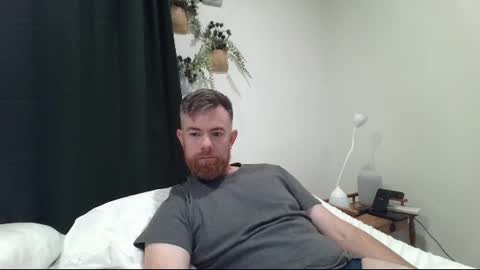 Snapshot of freddypj chatting on April 28, 2:21 am Freddy online show from April 28, 2:21 am