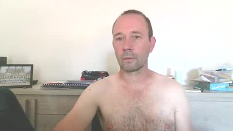 fredodu41 online show from July 10, 12:19 pm