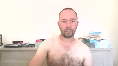 fredodu41 online show from August 4, 11:35 am