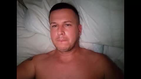 Snapshot of fredwilliam26 chatting on October 21, 1:23 pm fredwilliam26 online show from October 21, 1:23 pm