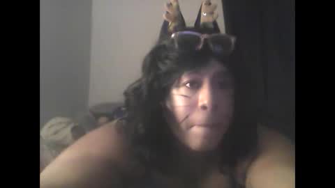 Snapshot of free_101 chatting on March 21, 8:19 am Angie-mae online show from March 21, 8:19 am