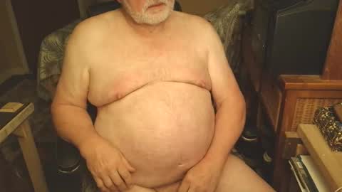 Snapshot of free_amos chatting on June 8, 4:35 am free_amos online show from June 8, 4:35 am