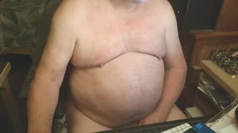 Snapshot of free_amos chatting on June 16, 4:37 am free_amos online show from June 16, 4:37 am