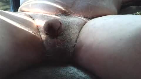 Snapshot of free_amos chatting on July 5, 12:50 am free_amos online show from July 5, 12:50 am