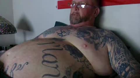Snapshot of freebird739 chatting on April 28, 9:36 am Freebird739 online show from April 28, 9:36 am