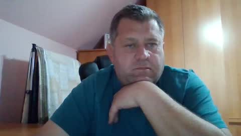 freeboy80180 online show from November 18, 2:43 pm