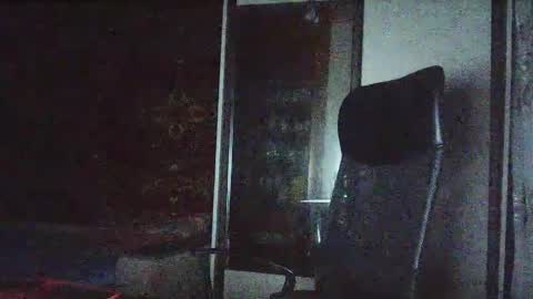 Snapshot of freeeman90 chatting on May 24, 8:36 pm freeeman90 online show from May 24, 8:36 pm
