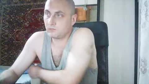 Snapshot of freeeman90 chatting on June 11, 8:40 pm freeeman90 online show from June 11, 8:40 pm