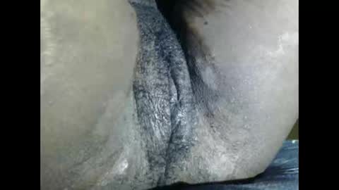 Snapshot of freelady1011 chatting on December 14, 10:31 am babyyo online show from December 14, 10:31 am