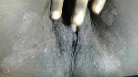 Snapshot of freelady1011 chatting on December 17, 5:52 pm babyyo online show from December 17, 5:52 pm