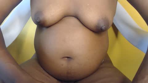 Snapshot of freelady1011 chatting on February 12, 2:34 pm babyyo online show from February 12, 2:34 pm