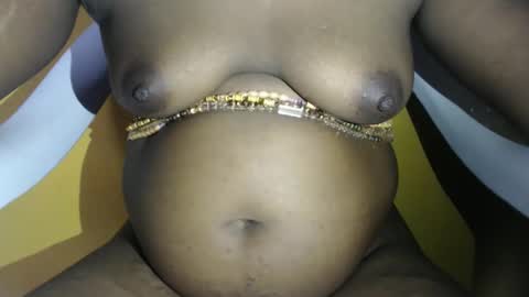 Snapshot of freelady1011 chatting on February 21, 5:36 pm babyyo online show from February 21, 5:36 pm